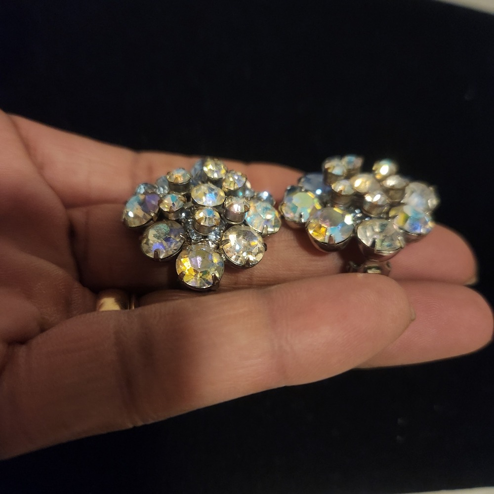 Vintage Aurora Borealis Blue Rhinestone Clip On Cluster Earrings Silver Tone - Picture 3 of 16